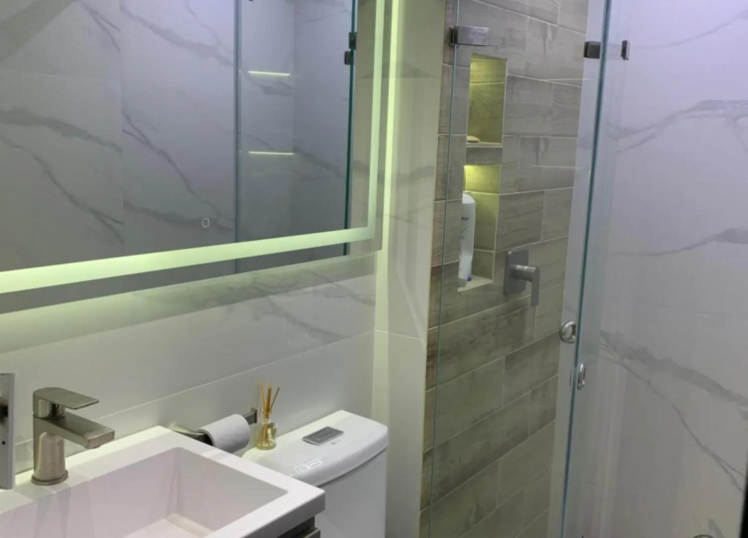 Serenity Hostal 麦德林 民宿